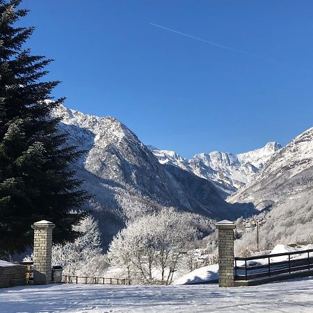 Residenza Maria Apartment Ala di Stura Bagian luar foto