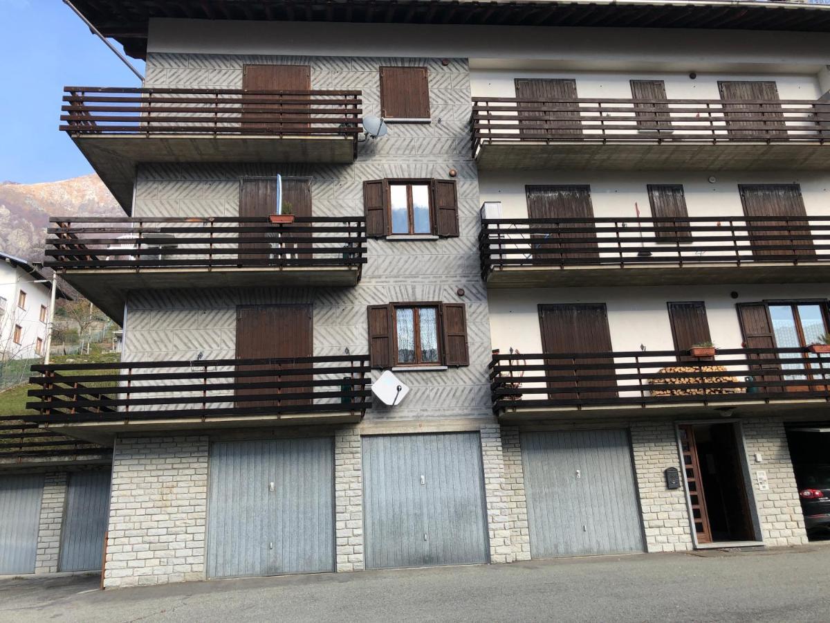 Residenza Maria Apartment Ala di Stura Bagian luar foto